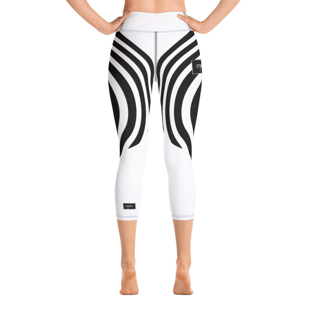 Fyne Cut Y02 Capri Yoga Leggings