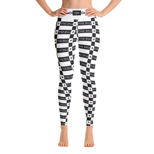 Fyne Cut Y01 Capri Yoga Leggings